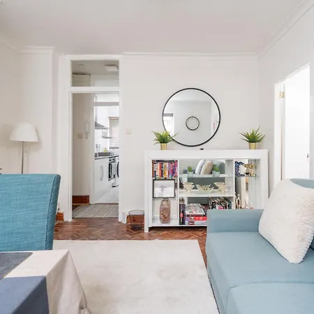 New! Cosy Flat - Wapping Station - Free Secure Parking Apartment